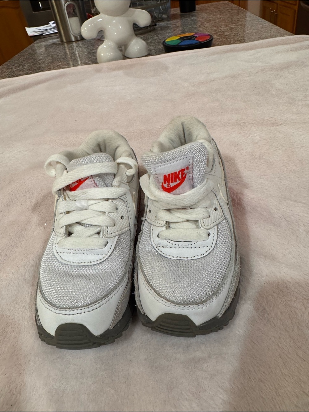 Kid Air Max Nike  White Sneakers with Red Logo